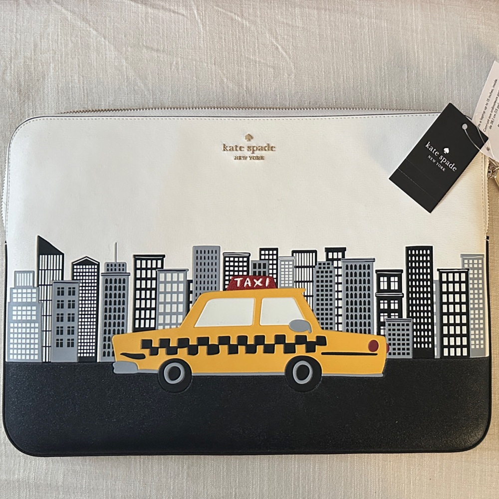 Kate Spade ♠️ NYC Big Apple Universal Laptop Sleeve 🚕 - Picture 4 of 6
